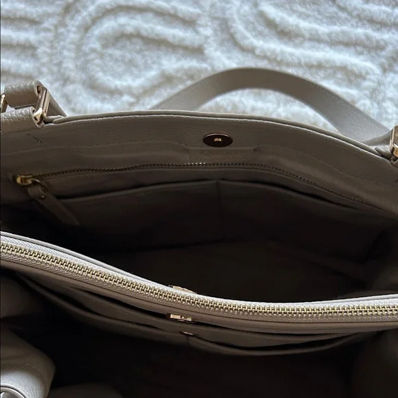 Quince Taupe Triple Compartment Leather Bucket Bag - Picture 6 of 9